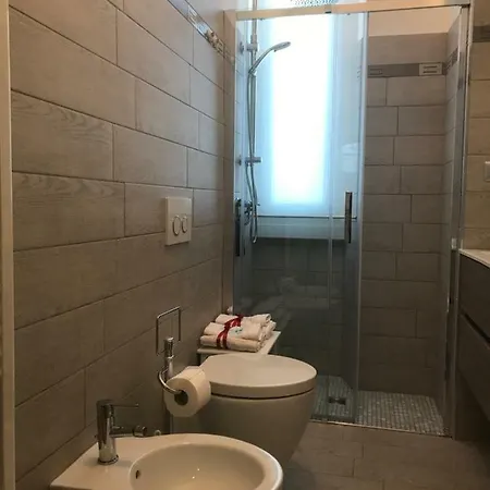 Liberty In Centro Apartment *